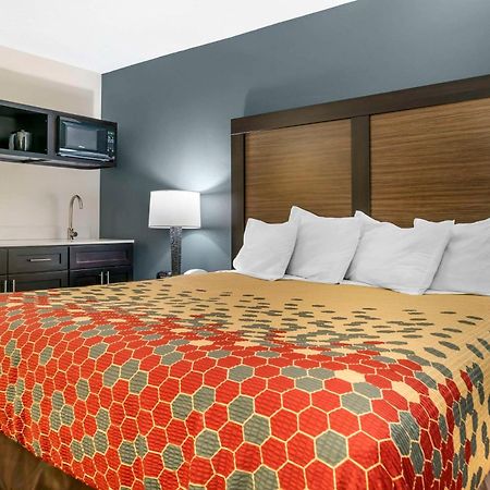 Econo Lodge Traverse City Eksteriør billede