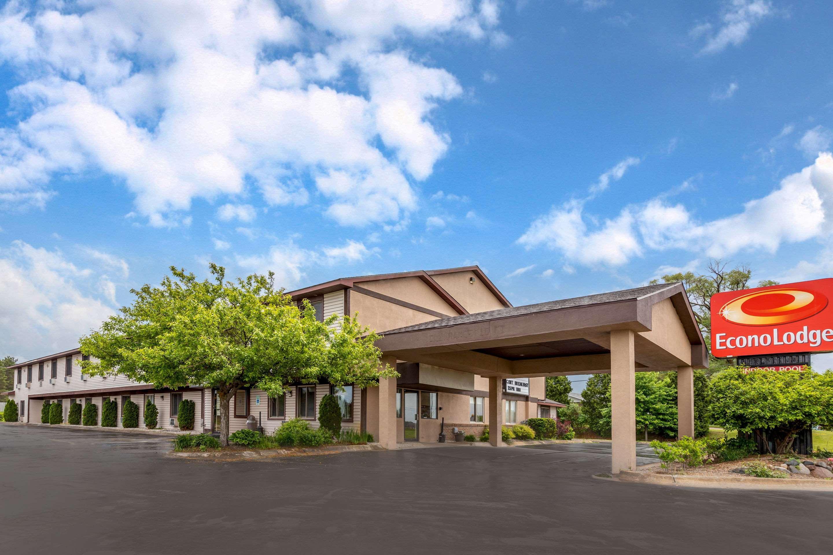 Econo Lodge Traverse City Eksteriør billede