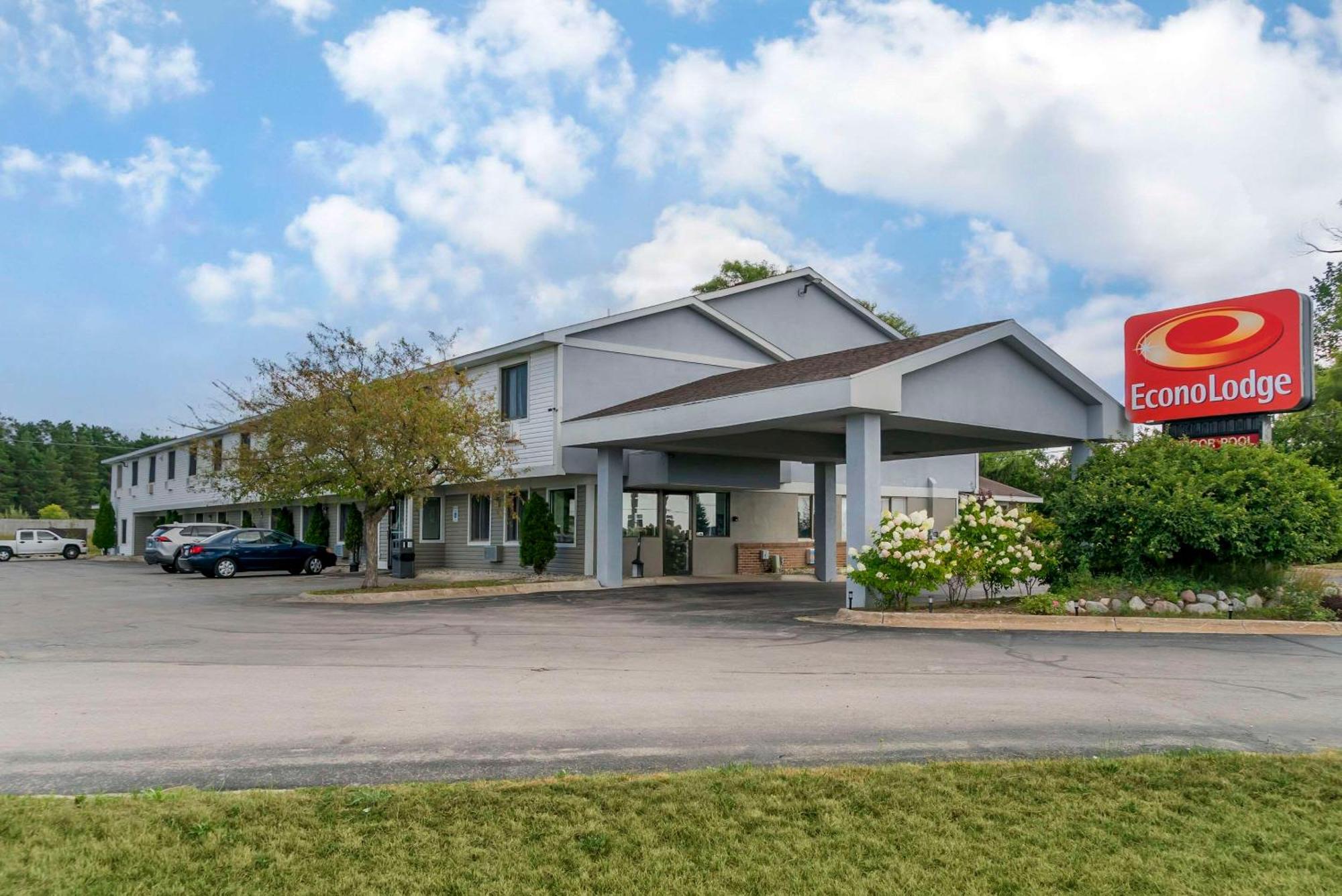 Econo Lodge Traverse City Eksteriør billede